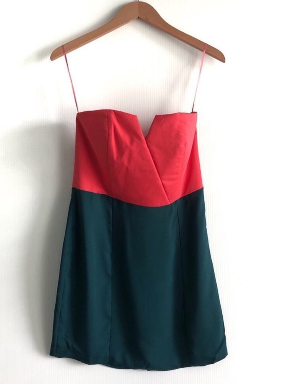 Audrey 3+1 strapless color block dress